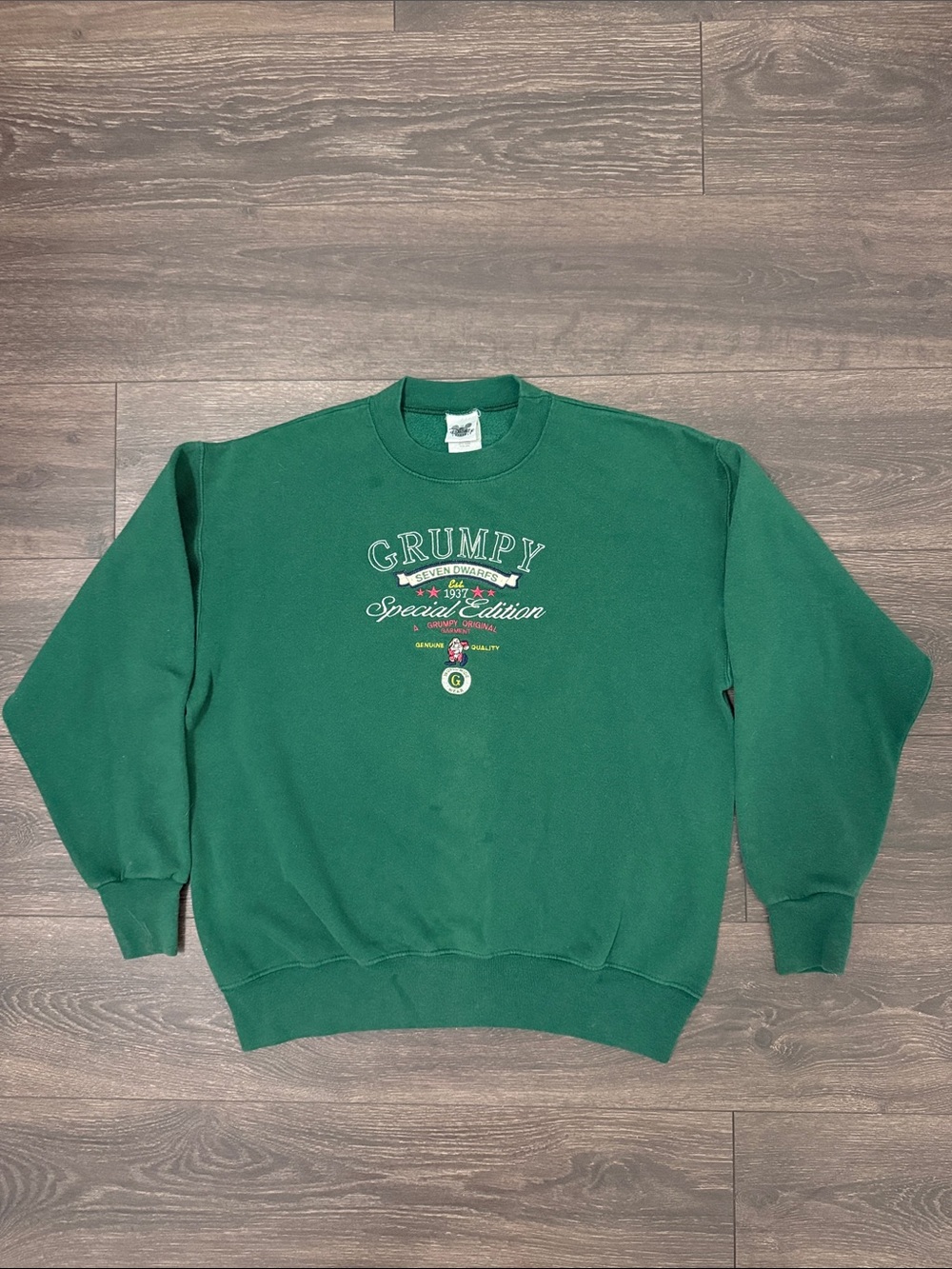 Vintage 90s Disney Grumpy Seven Dwarfs Embroidered Crewneck Sweatshirt